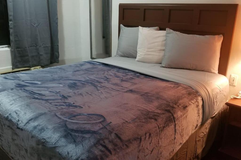 Hotel 2 Queen Beds Hotel Room 226 Booking ستيلووتر المظهر الخارجي الصورة